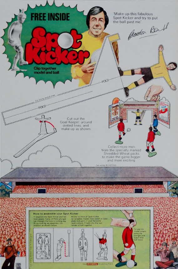 1974 Shredded Wheat Spot Kicker Footballer  & Soccer Watch (1)
