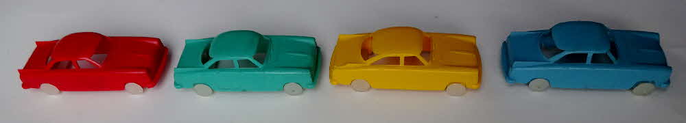 1958 Shredded Wheat Cubs Super Model Cars colour variations (1)
