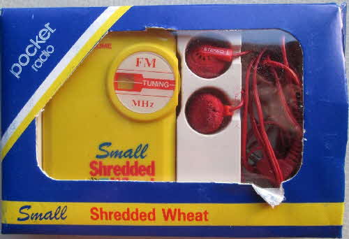 1990s Shredded Wheat Bitesize Pocket Radio (1)