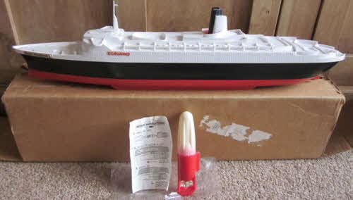 1970s Cornflakes battery operated boat (2)