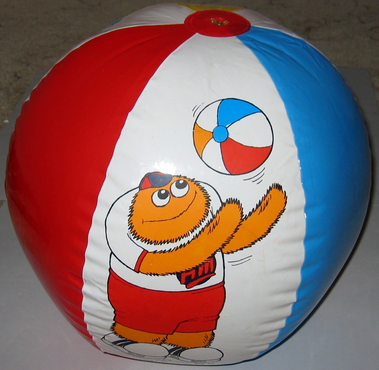 1982 Sugar Puffs Beach Ball (2)