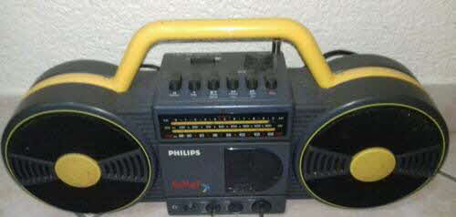 1986 Weetabix Philips Radio