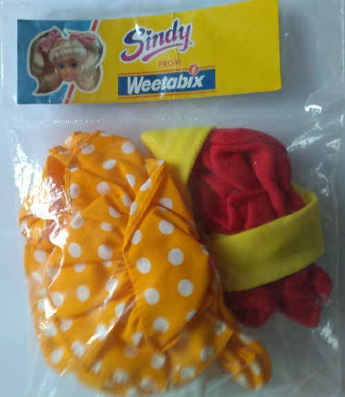 1988 Weetabix Sindy Doll Outfits (1)